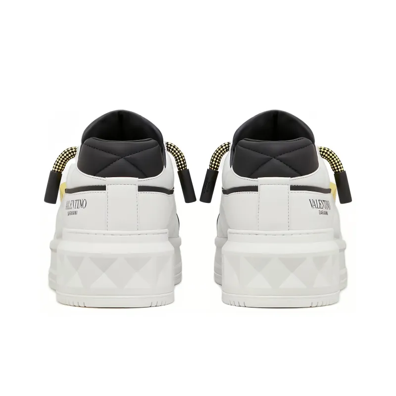Valentino ONE STUD XL Low Top Skateboard Shoes Men's White Yellow-4