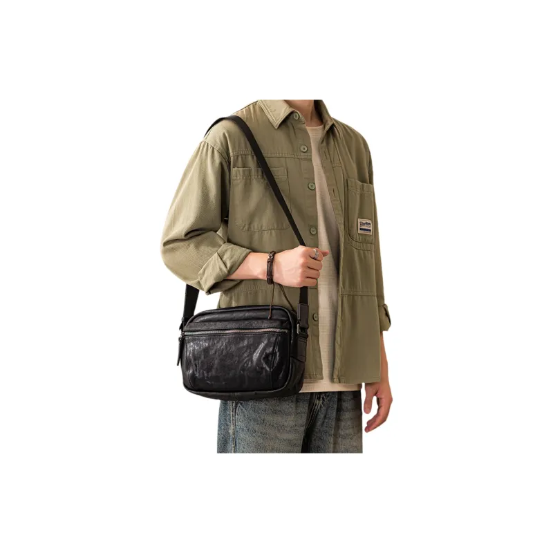 Back step Crossbody Bags Black-9