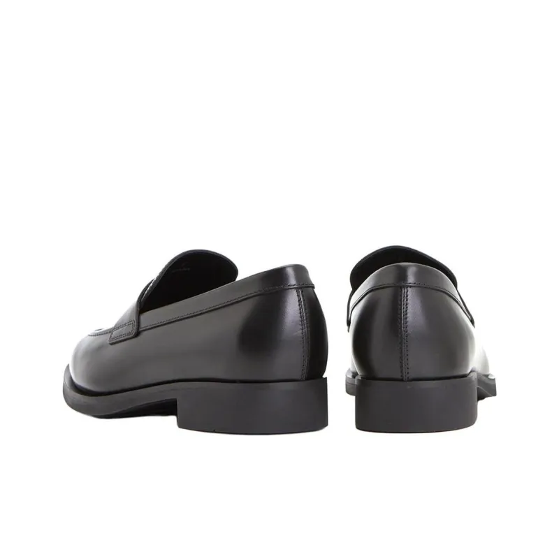 TOD'S Round Toe Slip On Loafers-4