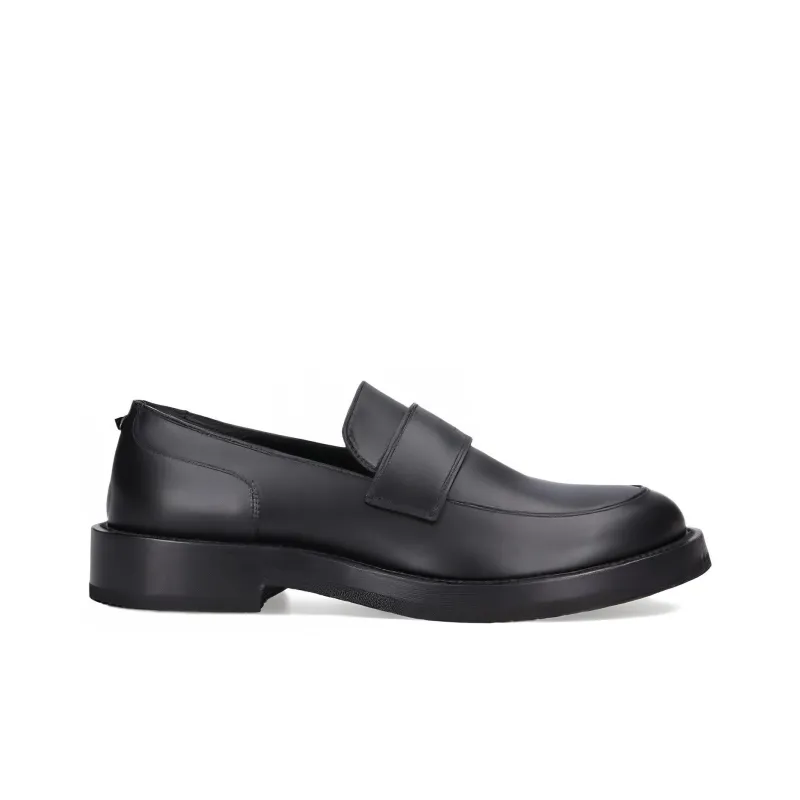 Valentino Garavani Rockstud Rounded Toe Loafers-1