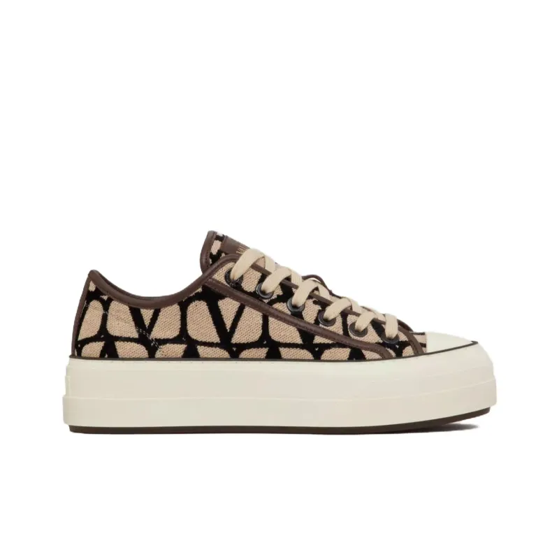 Valentino Garavani Totaloop XL Toile Iconographe Sneakers-1