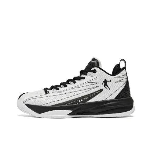 QIAODAN Cushioning Anti-Slip Wear-Resistant Breathability Low-Top Basketball Shoes Men's Black White