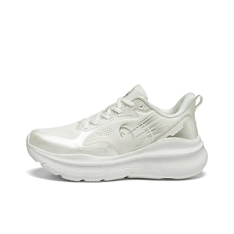 HLA Breathable Mesh Flyknit Height Increasing Versatile Running Shoes Casual Shoes Men's-0