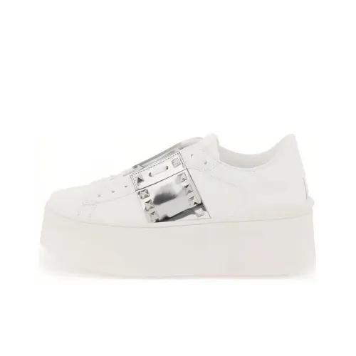 Valentino Garavani Skateboard Shoes Women's Low-Top White