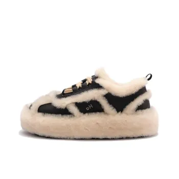 HALF AWAKE Low Top Athletic Shoes Women's Black White