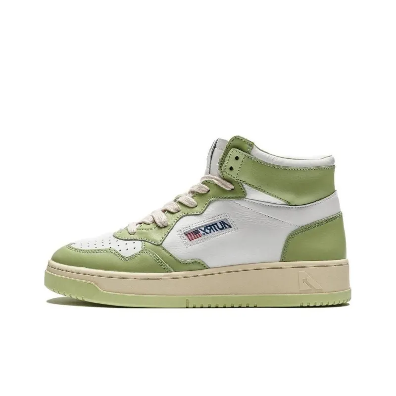 AUTRY Stylish Skateboarding Shoes Women's White Green-0