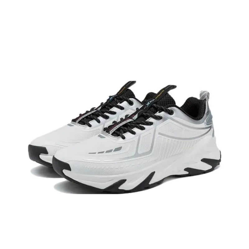 XTEP Cushioned Anti Slip And Wear Resistant Warm Low Top Running Shoes Men's Sail White-1