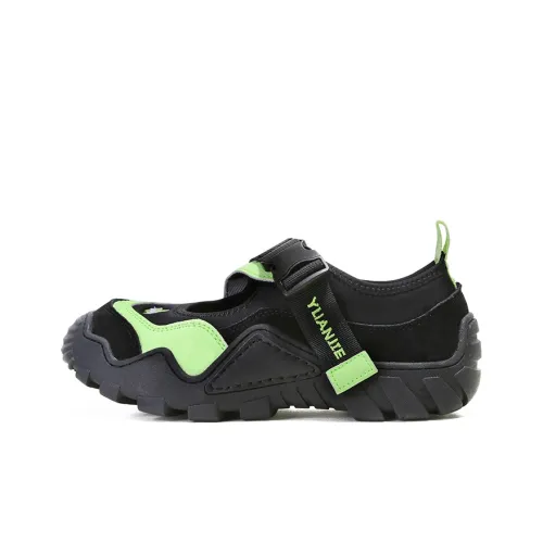 Piping hot flying fish Casual Shoes Unisex Low-Top Black/Green