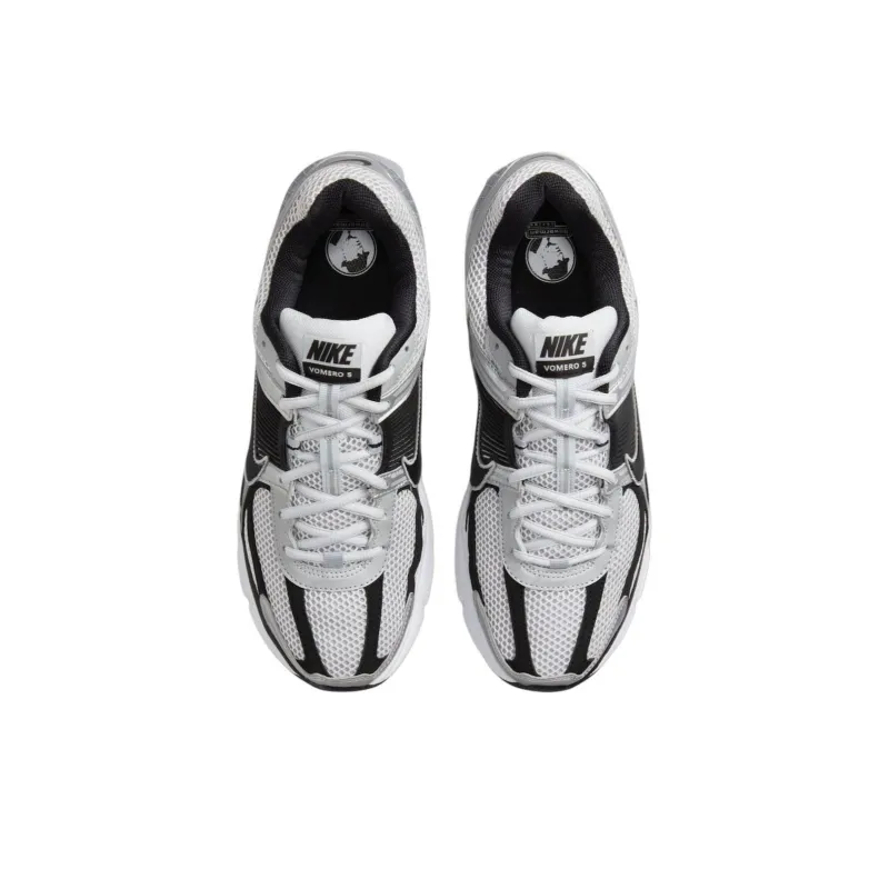 Nike Zoom Vomero 5 Metallic Silver Black-3