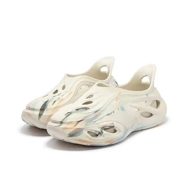 361° Yuyu Whale Clogs Unisex Oat Milk-2