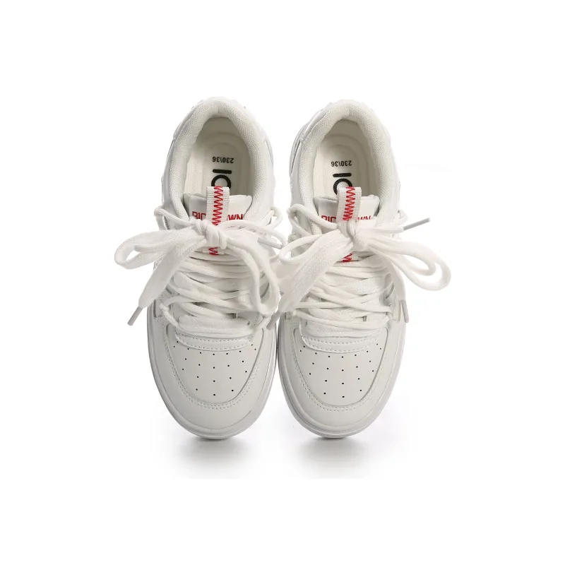 Lovely You Non slip Lightweight Low Top Skateboard Shoes Women's White-3