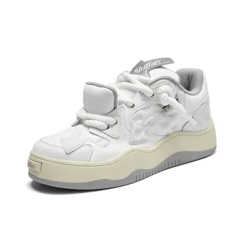 TCELLARS Low Top Stylish Skateboarding Shoes Unisex Vintage White