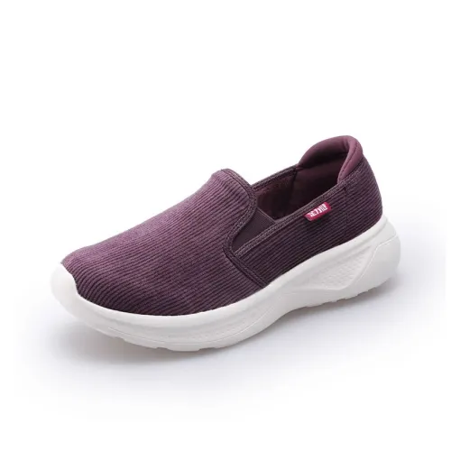 ZULIZ Nurse Shoes, Slip on Shoes, Dance Shoes Lightweight Anti Slip Low Top Casual Shoes Women's