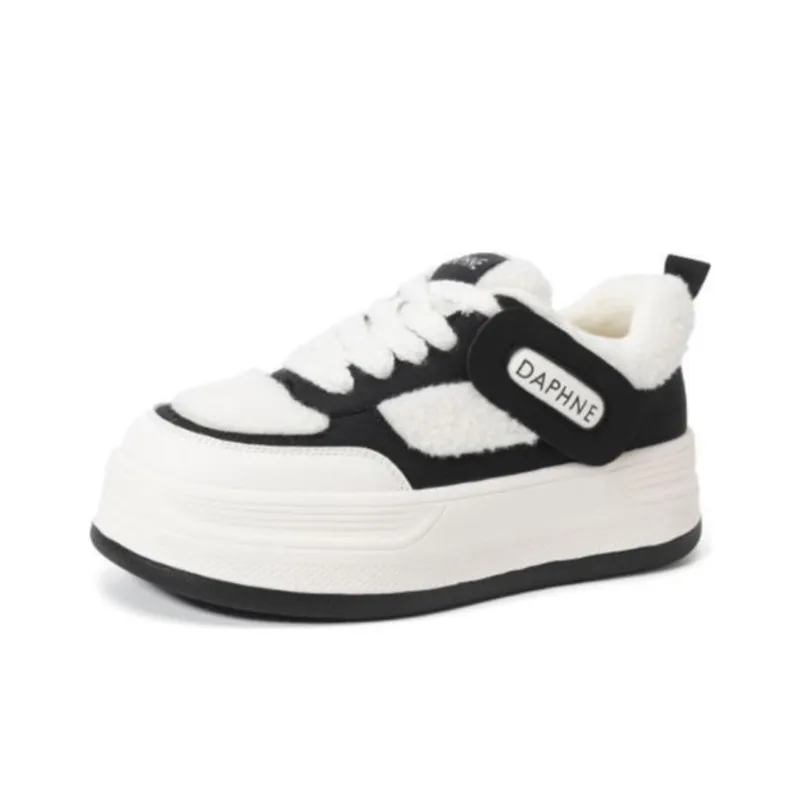 DAPHNE Slip Resistant Low Top Skateboard Shoes Women's-2