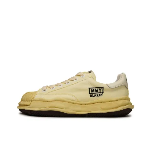 MIHARA YASUHIRO Casual Shoes Men Low-Top Yellow