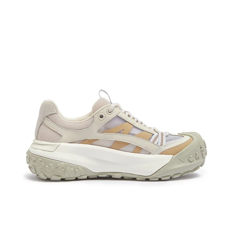CAMEL Low-Top Outdoor Shoes Women's-1