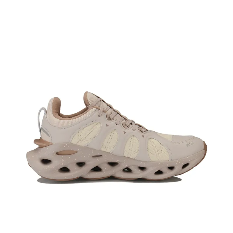 LiNing Running Shoes Men Low Top Brown/Gray-1