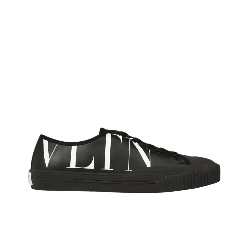 Valentino Stylish Skateboarding Shoes Men's Black-1