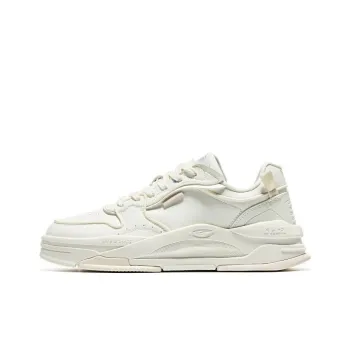 Erke White Peach Oolong Slip Resistant Cushioning Abrasion Resistant Low Top Skateboard Shoes Women's White