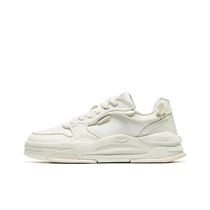 Erke White Peach Oolong Slip Resistant Cushioning Abrasion Resistant Low Top Skateboard Shoes Women's White-0