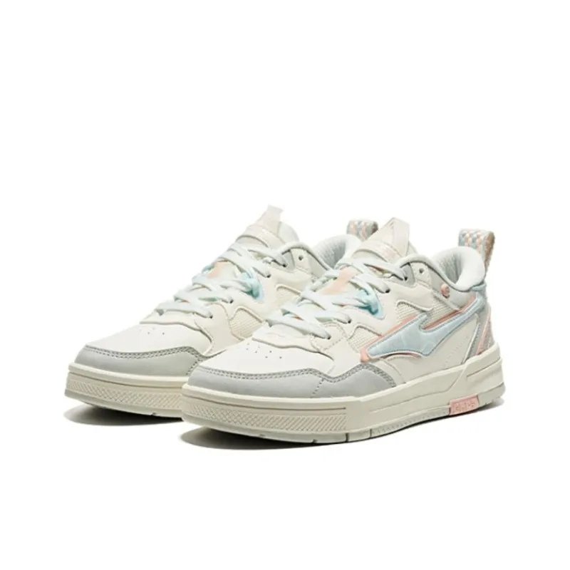 Erke Anti Slip Wear Resistant Low Top Skateboard Shoes Women's Microcrystal White Illusion Blue-1