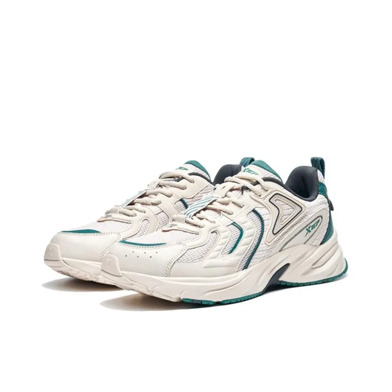 XTEP Cushioned Anti-Slip Wear-Resistant Breathable Lightweight Low-Top Running Shoes Men's White Green-1