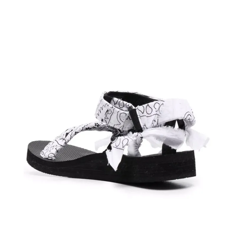 Arizona Love Trekky Bandana-print Sandals-4