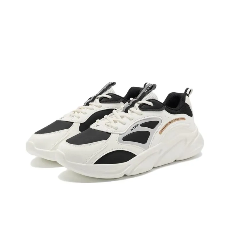 XTEP Abrasion Resistant Breathable Low Top Sports Casual Shoes Men's Canvas White/Black-1
