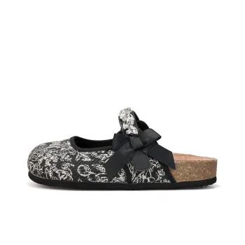Joy&Mario Closed Toe Slippers Women's