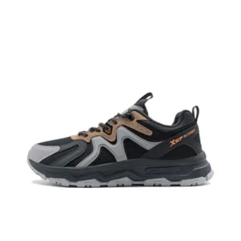 XTEP Anti Slip Wear Resistant Low Top Hiking Shoes Men's Black/Honey Tea Brown