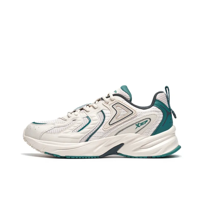 XTEP Cushioned Anti-Slip Wear-Resistant Breathable Lightweight Low-Top Running Shoes Men's White Green-0