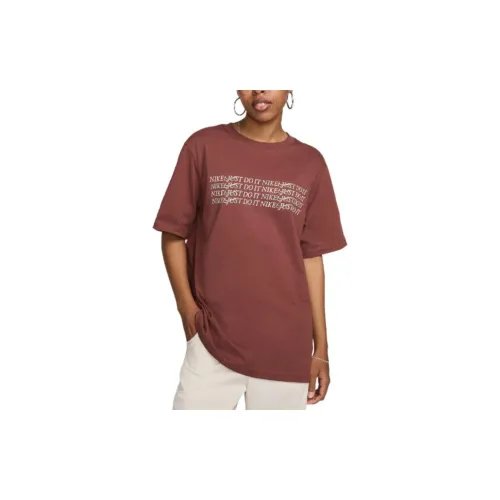 Nike Sportswear T-Shirts Women's Tan