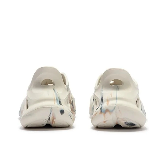 361° Yuyu Whale Clogs Unisex Oat Milk-3