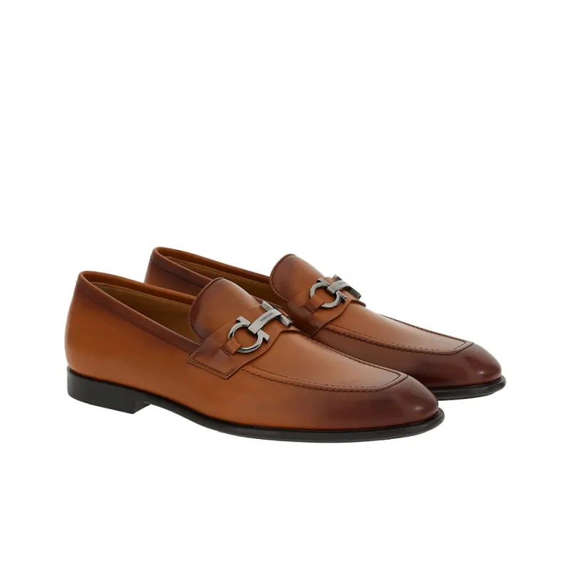 FERRAGAMO Gancini-plaque Leather Loafers-1