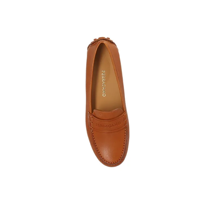 FERRAGAMO Driver Logo-debossed Leather Loafers-4
