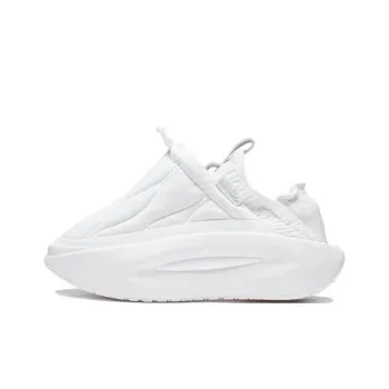 LiNing Cloud Travel Fluffy Cushioned Anti Slip And Wear Resistant Lightweight Low Top Sports Casual Shoes Women's Ecru