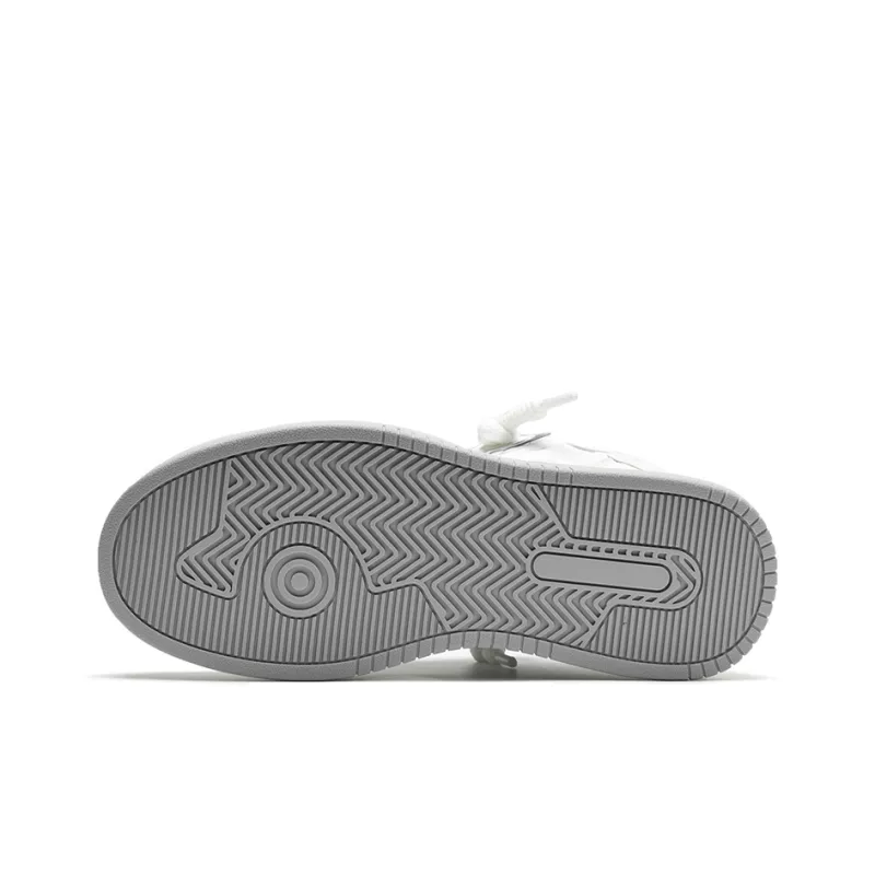 TCELLARS Low Top Stylish Skateboarding Shoes Unisex Vintage White-3