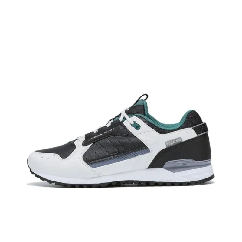 XTEP Casual Shoes Men Low-Top Black/White/Green-0