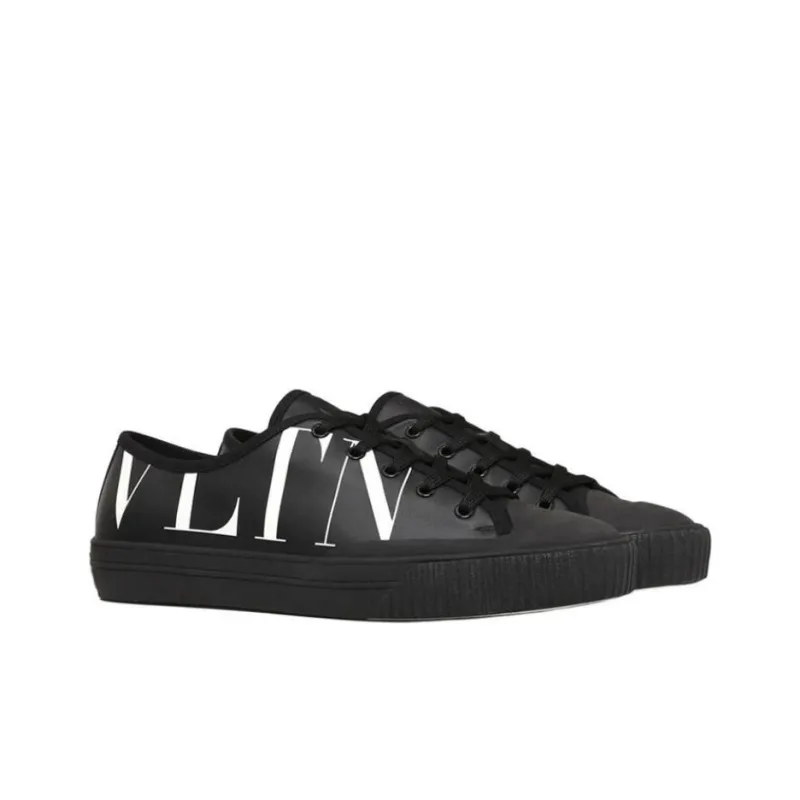 Valentino Stylish Skateboarding Shoes Men's Black-2