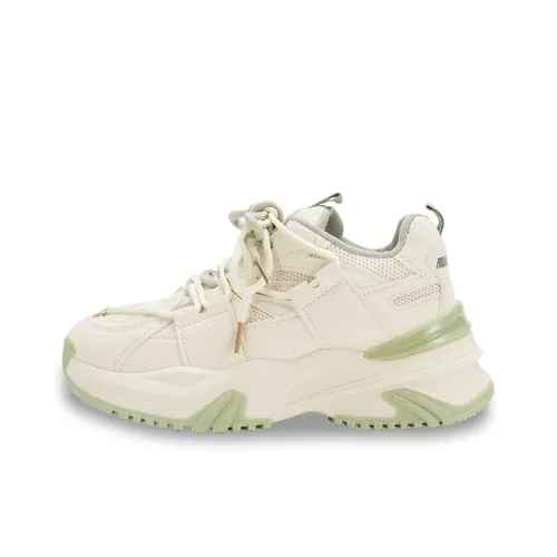 RUN MANNER Chunky Sneakers Women's Low-Top Off White