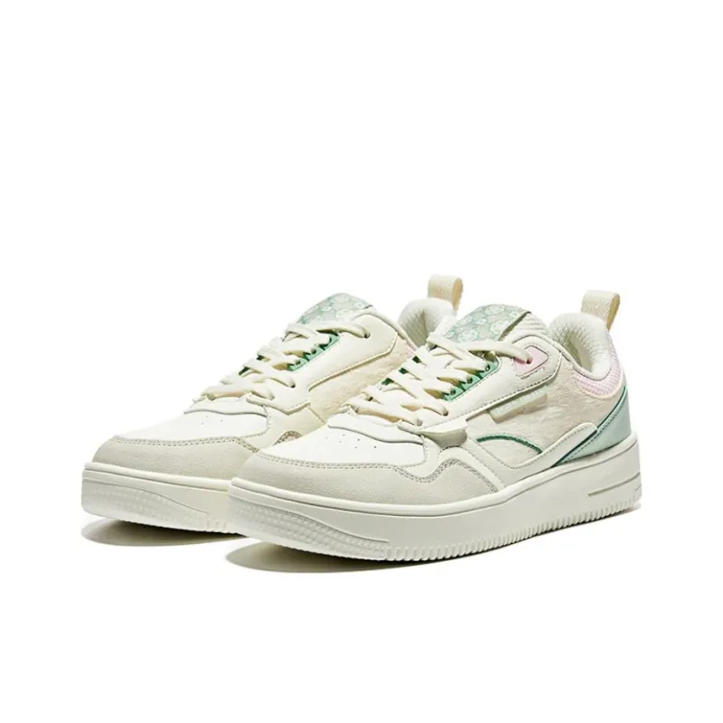 Erke Imprint Anti Slip Wear Resistant Low Top Skateboard Shoes Women's White Green-1