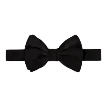 GIORGIO ARMANI Pure Silk Knotted Bow Tie