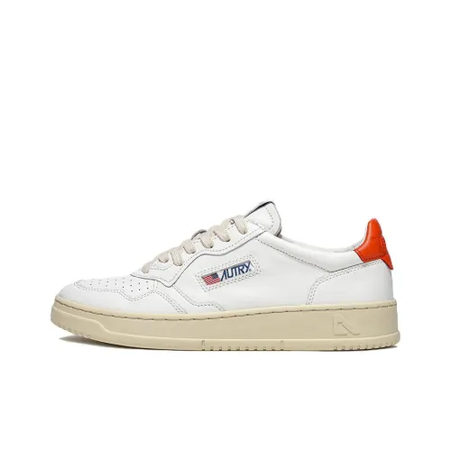 AUTRY Skateboard Shoes Women's Low-Top White/Orange