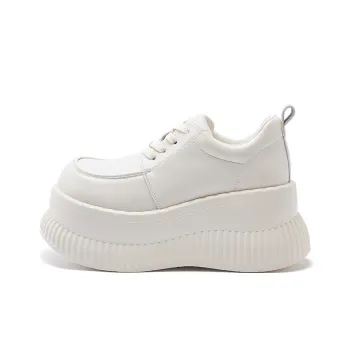 Milan Love Song Cushioned Slip Resistant Height Increasing Low Top Casual Shoes Women's