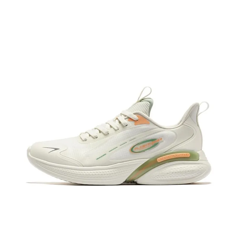 QIAODAN Anti-Slip Wear-Resistant Breathable Lightweight Low-Top Running Shoes Men's White Green-0