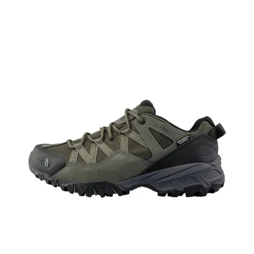 THE NORTH FACE Hiking / Trekking Shoes Men Low-Top Green