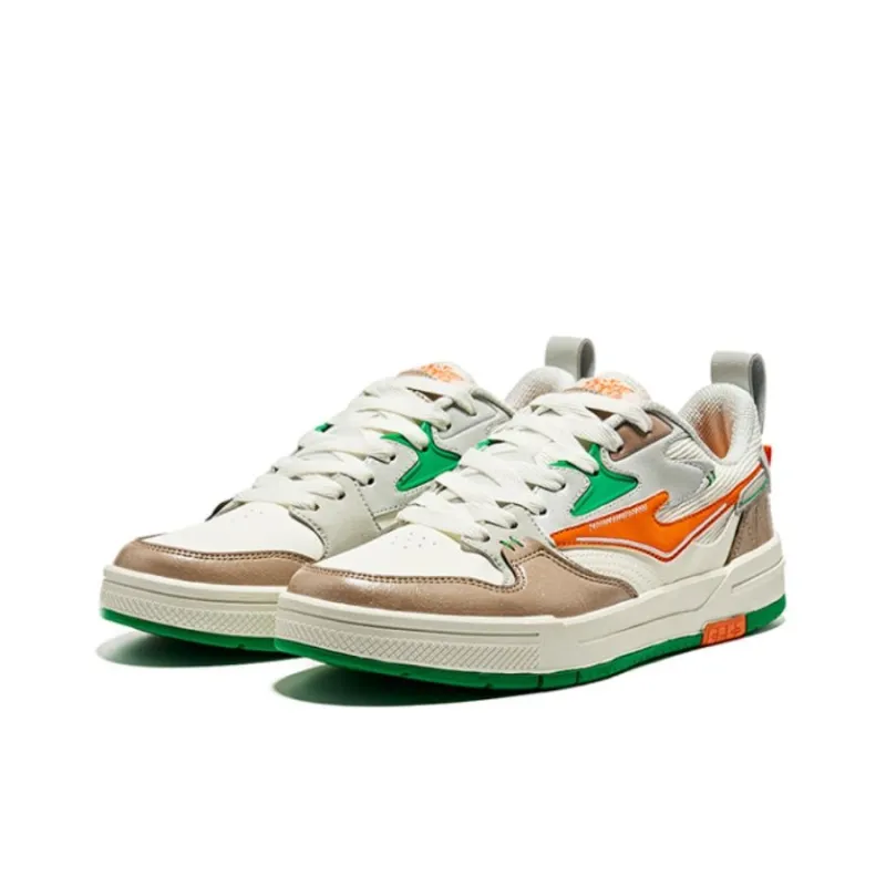 Erke Anti Slip Wear Resistant Low Top Skateboard Shoes Men's White Green-2