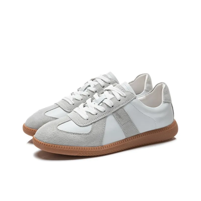 YOUYUSHI Durable Breathable Moisture Wicking Lightweight Low Top Casual Shoes Women's-1