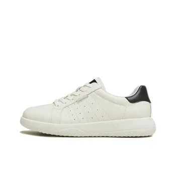 BATA Low Top Skateboard Shoes Women's