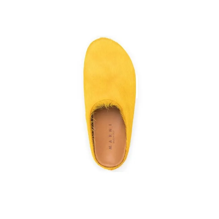 MARNI Fussbett Closed Toe Slippers Men's Yellow-3